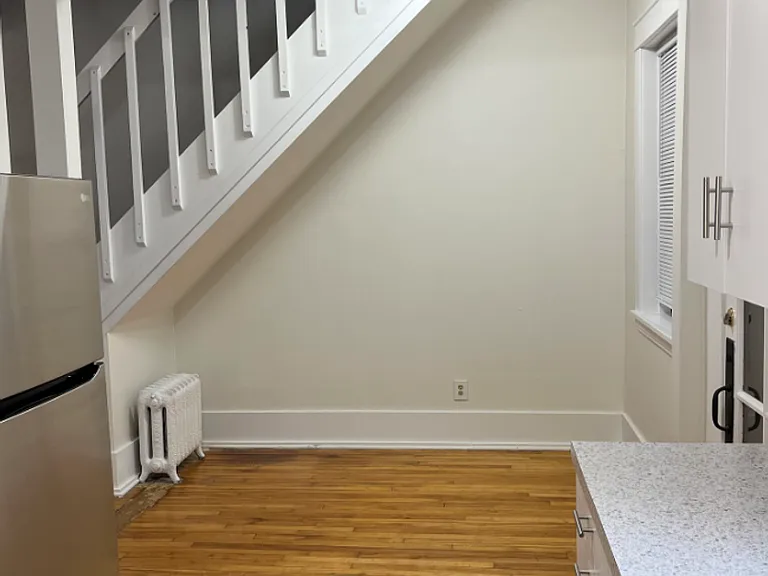 608 Ridgewood Ave — Photo 12
