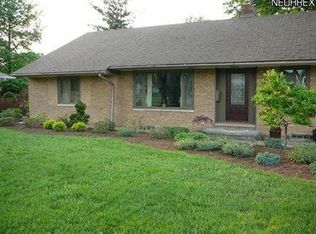 20830 Parkcliff Dr, Fairview Park, OH