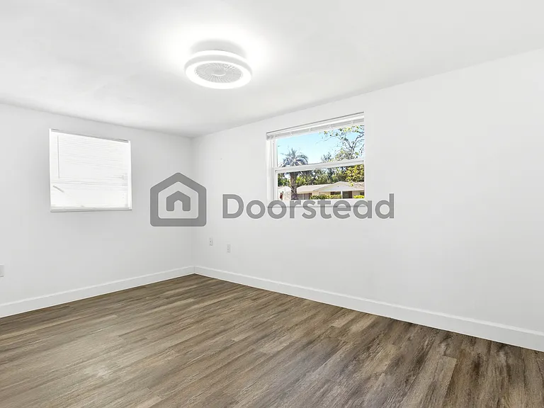 5053 Springland Dr — Photo 19