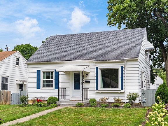 2nd image of 360 E Jeffrey Pl