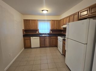 17 Willoughby St #A1, Newark, NJ 07112
