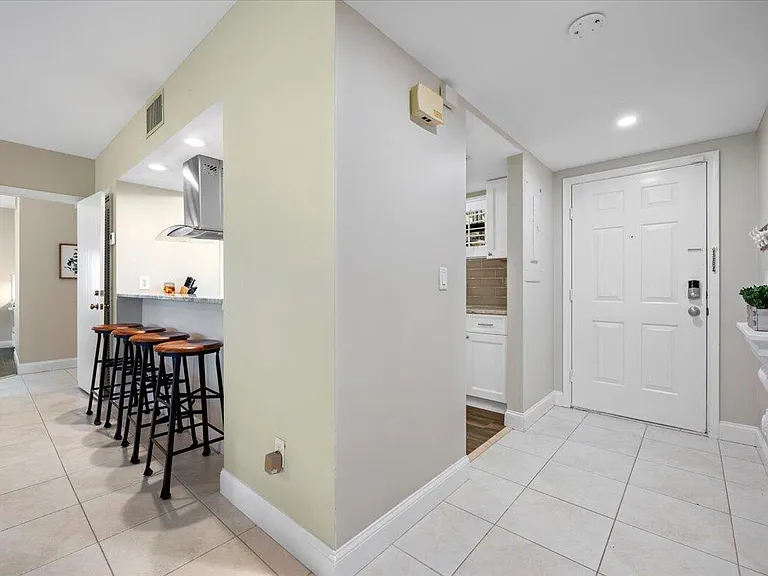 13334 Polo Club Rd #226 — Photo 5