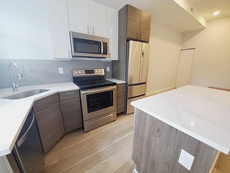 3610 Haverford ave — Photo 11