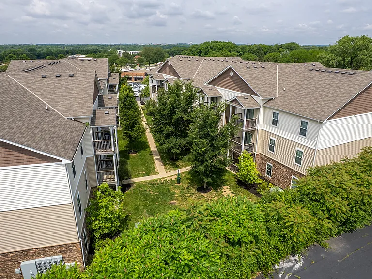 Madden's Pointe — Photo 28