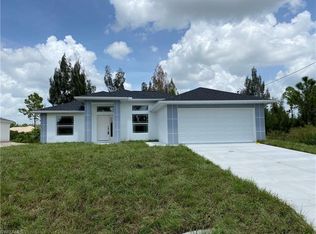2515 44th St SW, Lehigh Acres, FL 33976