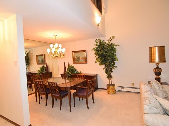 5th image of 12600 Parkwood Dr APT 310