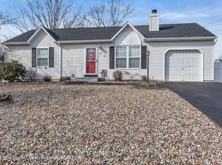 132 Leeward Rd, Manahawkin, NJ 08050