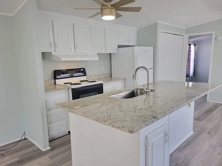 1107 Lissie Ln — Photo 19