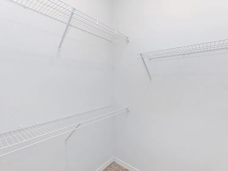Richcrest Apartments — Photo 27