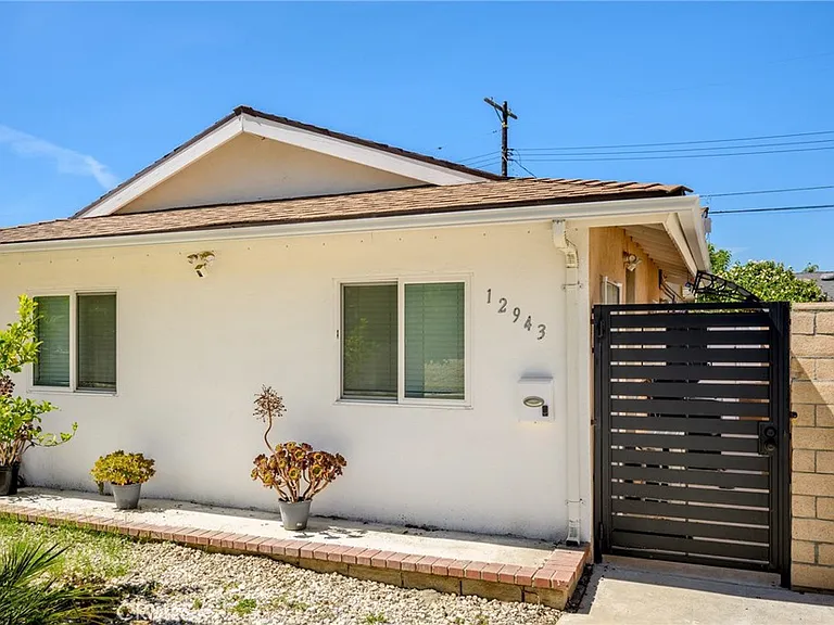 12943 Wheeler Ave — Photo 1
