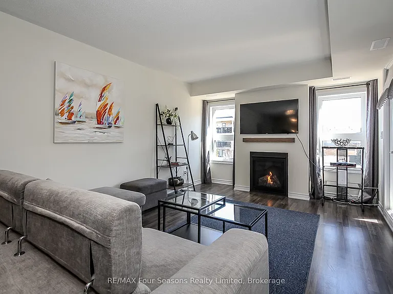 5 Anchorage Cres #207 — Photo 12