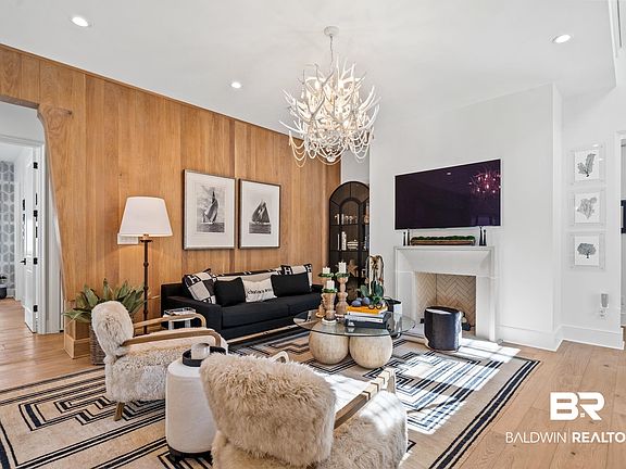 5th image of 23 Shirley Ln