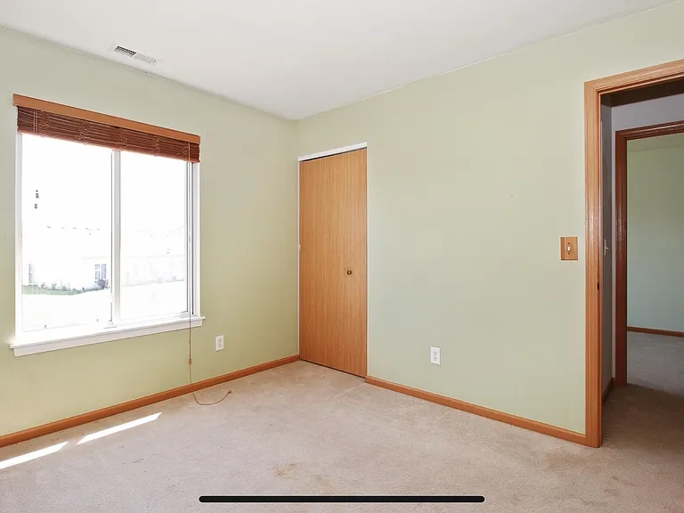 681 Zachary Dr — Photo 7