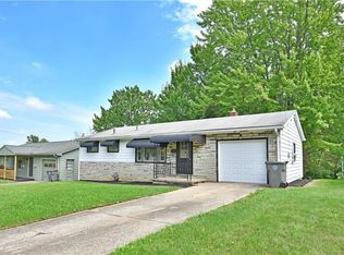 1017 Wilshire Dr, Youngstown, OH 44511