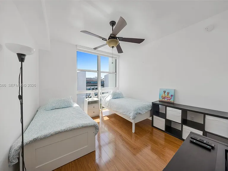 3131 NE 188th St #1910 — Photo 22