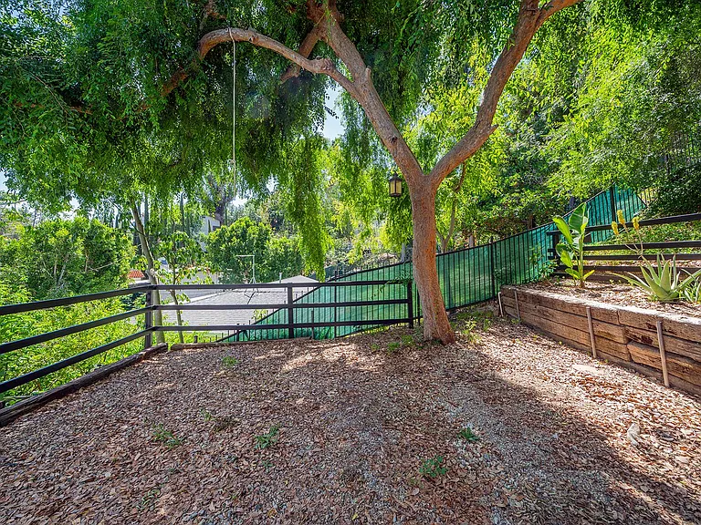 5245 Elvira Rd — Photo 44
