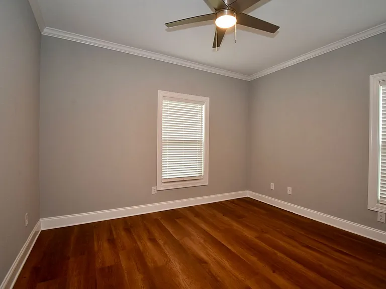 112 Haley Ln — Photo 20