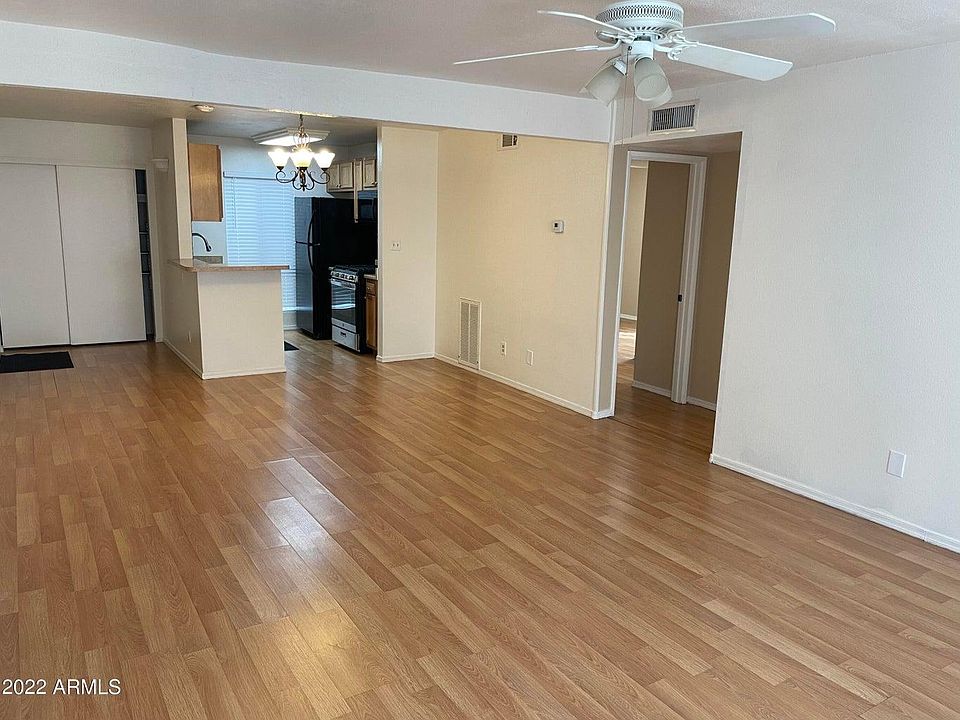 1st image of 3828 N 32nd St Unit 123