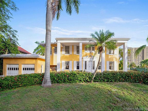 2nd image of 2637 Flamingo Dr