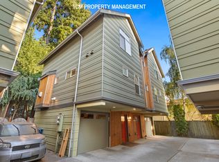 12546 35th Ave NE APT D, Seattle, WA 98125