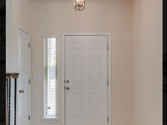 3rd image of 3240 E Whitestone Blvd Unit 68