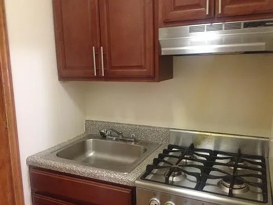 Rented by Team Gotham | media 24