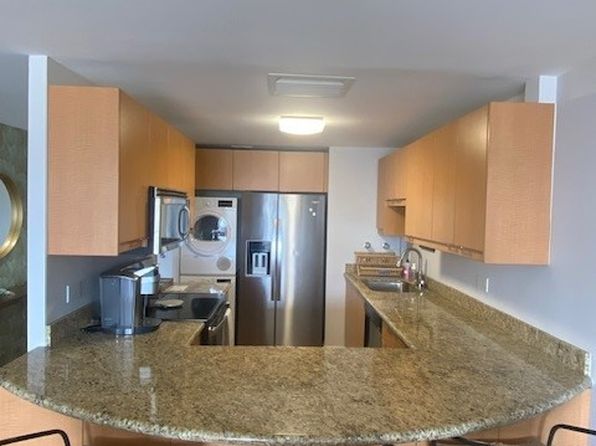 700 Richards St APT 2408