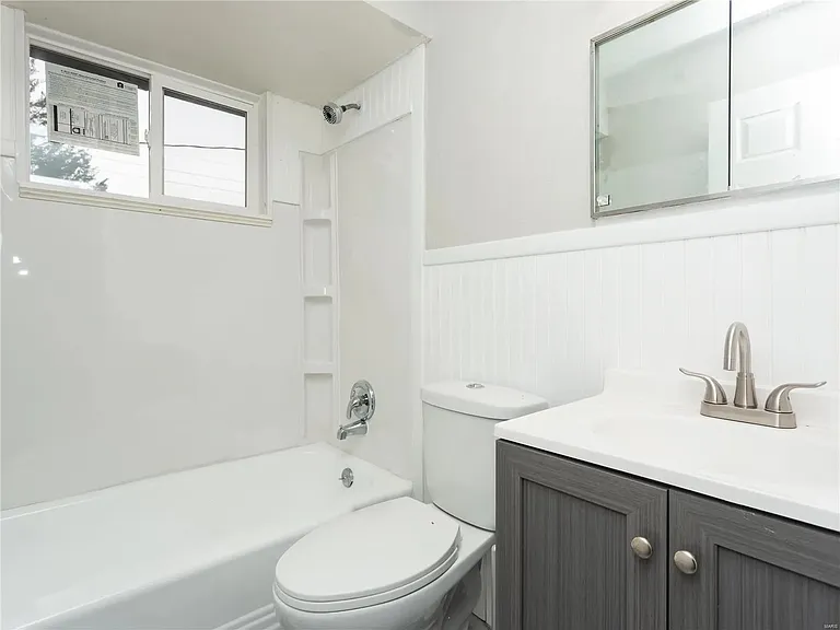 3860 Brittany Cir #3864 — Photo 10