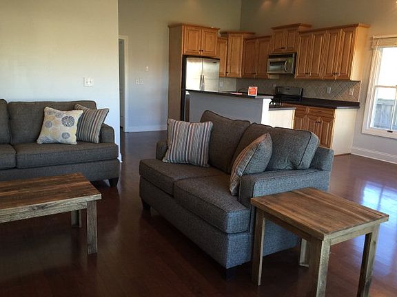 4th image of 2316 Crane Dr