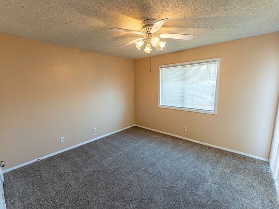 4th image of 7001 Sanger Ave #205