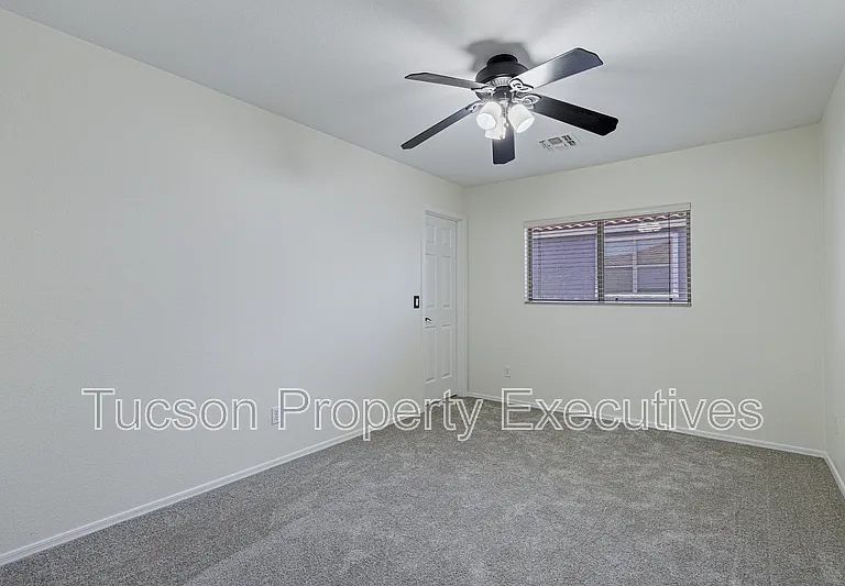 10176 N Nine Iron Dr — Photo 23