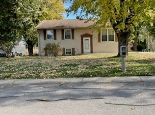 1275 Tanglewood Dr, Greenwood, IN 46142