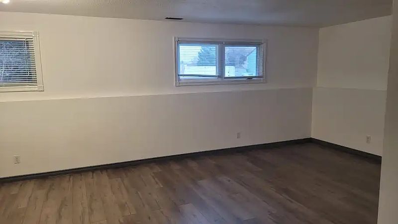Lethbridge Apartment for rent - 1 Bedroom — photo 9
