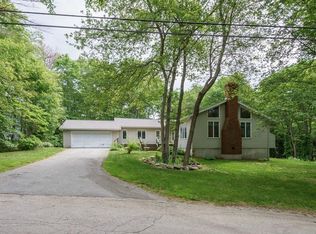 1 Running Ridge Rd, Manchester, MA 01944