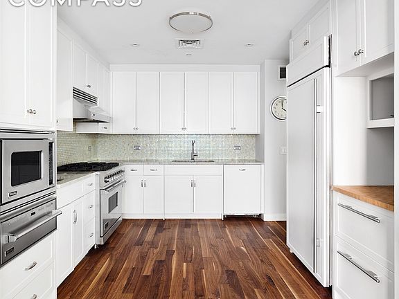 2nd image of 2150 Broadway APT 7D