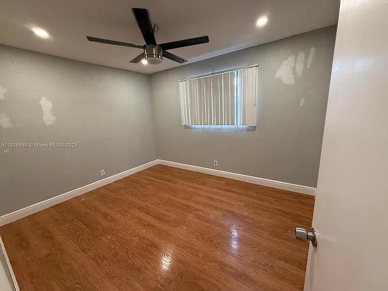 4281 NW 35th Ter — Photo 14