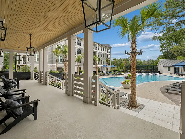 The Henslow Daniel Island Apartments & Townhomes — Photo 58