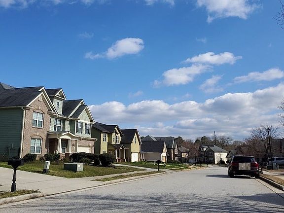 4th image of 2360 Park Estates Dr