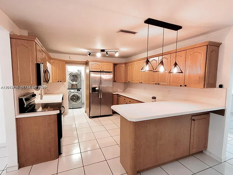6730 Charleston St — Photo 19