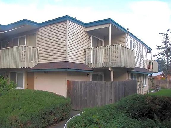 4th image of 3928 SE 14th Ave #1