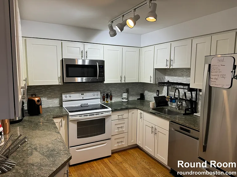 382 Ocean Ave #1701 — Photo 2