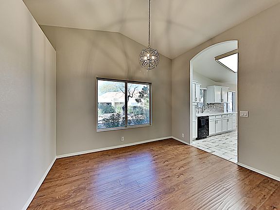 3rd image of 19420 N Westbrook Pkwy Unit 526