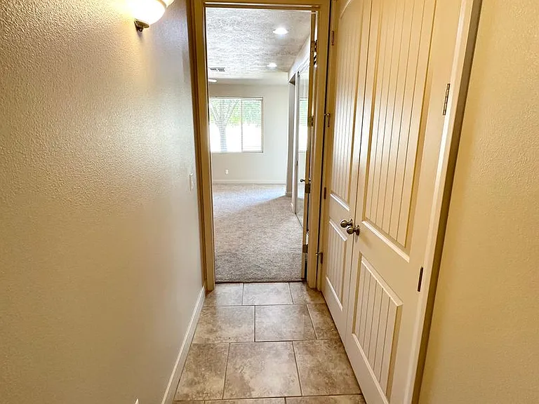 1845 W Canyon View Dr #2005 — Photo 14