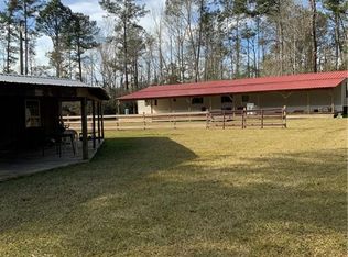 55333 Pinewood Ln, Loranger, LA 70446