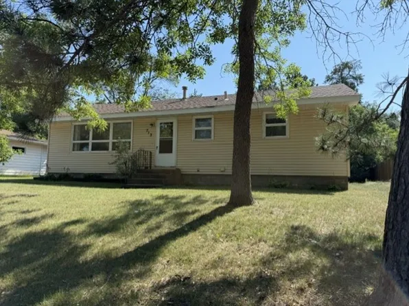 713 SW 4th St, Brainerd, MN 56401