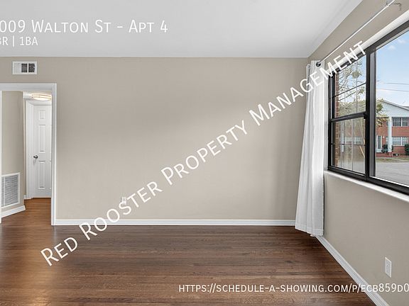 5th image of 3009 Walton St APT 4