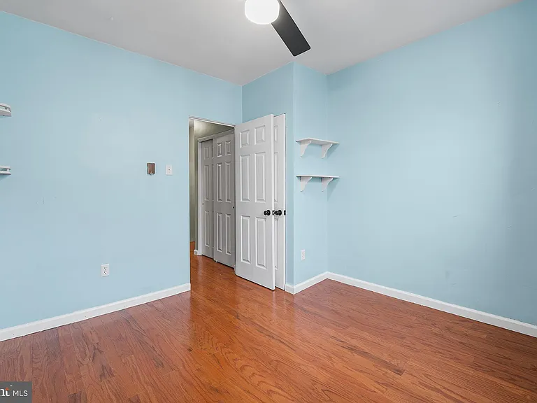 2336 S Carlisle St — Photo 14