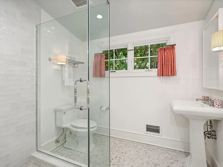 117 Elm St — Photo 26