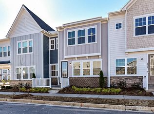 8932 Connover Hall Ave, Charlotte, NC 28215