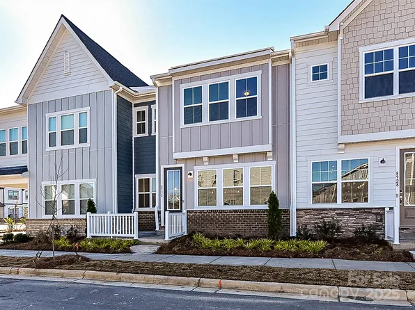 8932 Connover Hall Ave, Charlotte, NC 28215